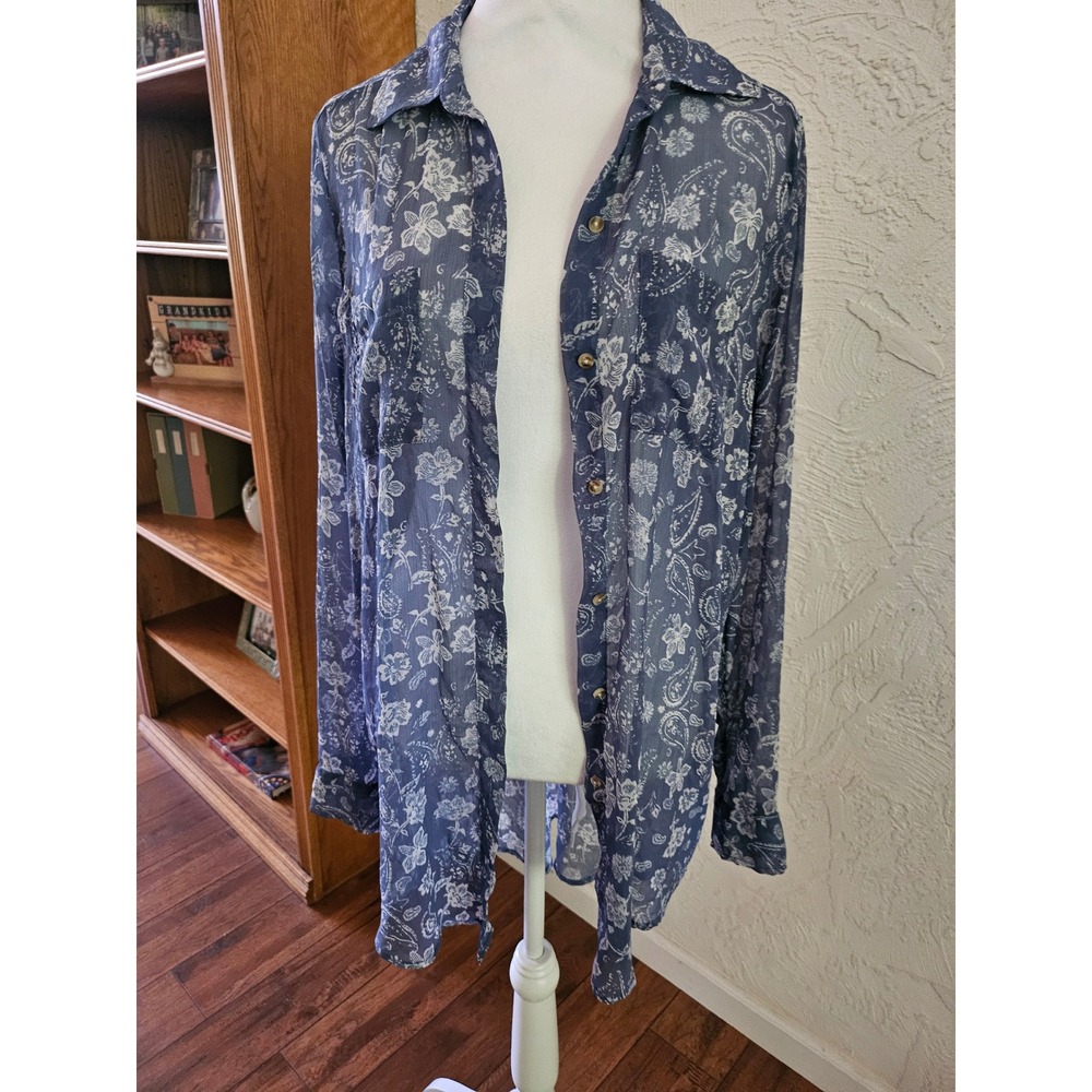 Hollister Button Down Shirt Women Medium Blue Floral Paisley Sheer Long Sleeve